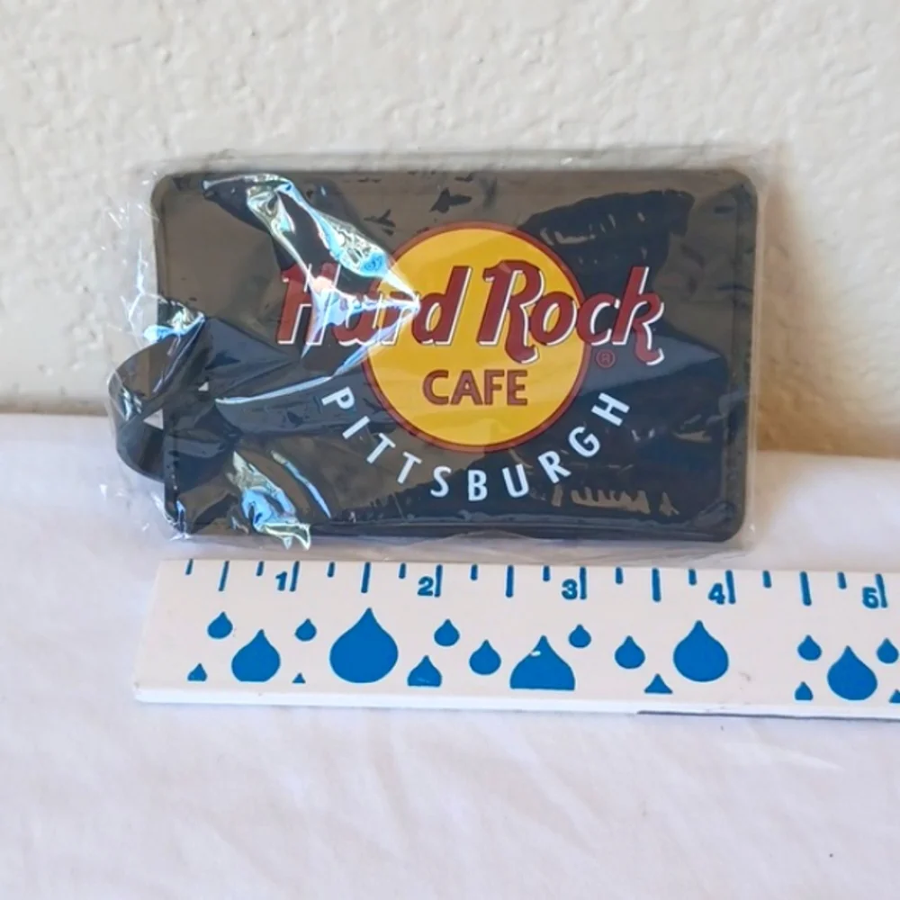 New Hard Rock Cafe Luggage Tag Pittsburgh, Black Yellow Red for Men or Women